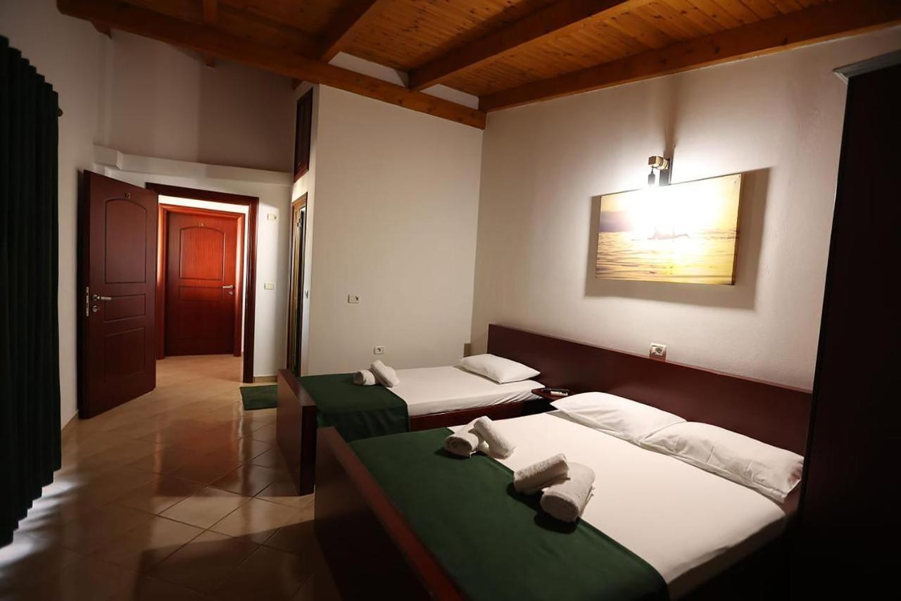 Bliss Hotel Εξαμίλιο Εξωτερικό φωτογραφία