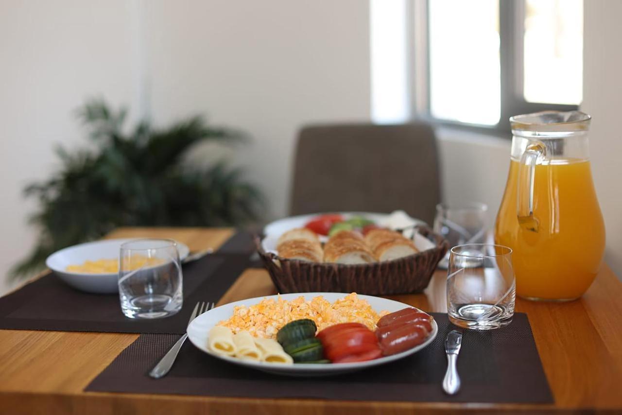 Bliss Hotel Εξαμίλιο Εξωτερικό φωτογραφία