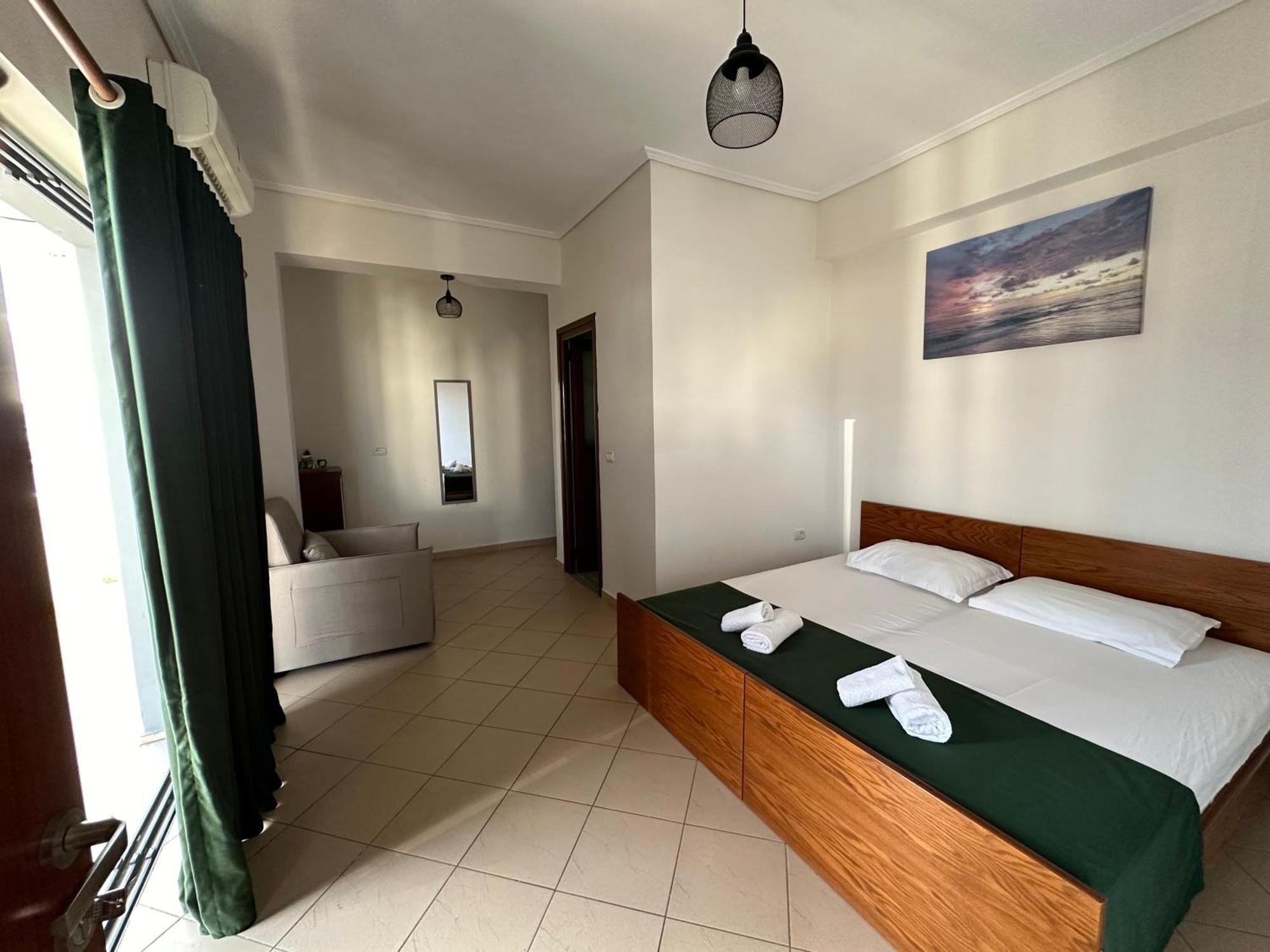 Bliss Hotel Εξαμίλιο Εξωτερικό φωτογραφία