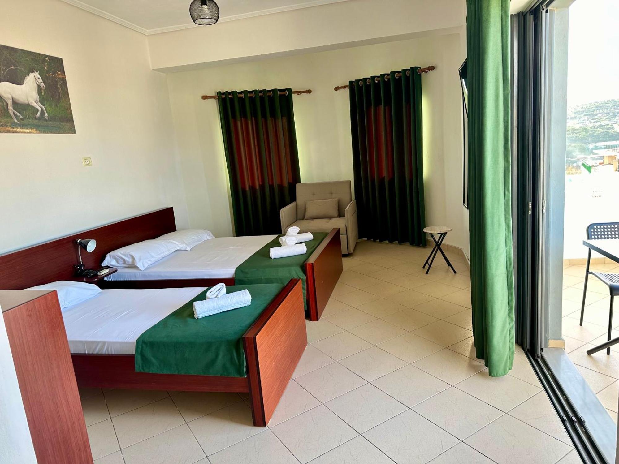 Bliss Hotel Εξαμίλιο Εξωτερικό φωτογραφία