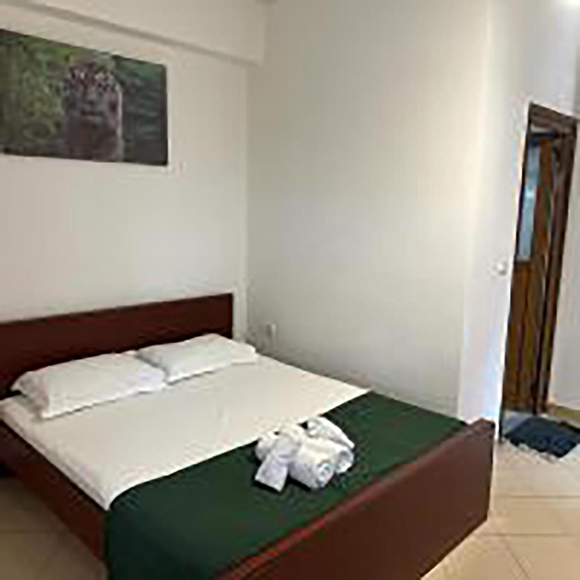 Bliss Hotel Εξαμίλιο Εξωτερικό φωτογραφία