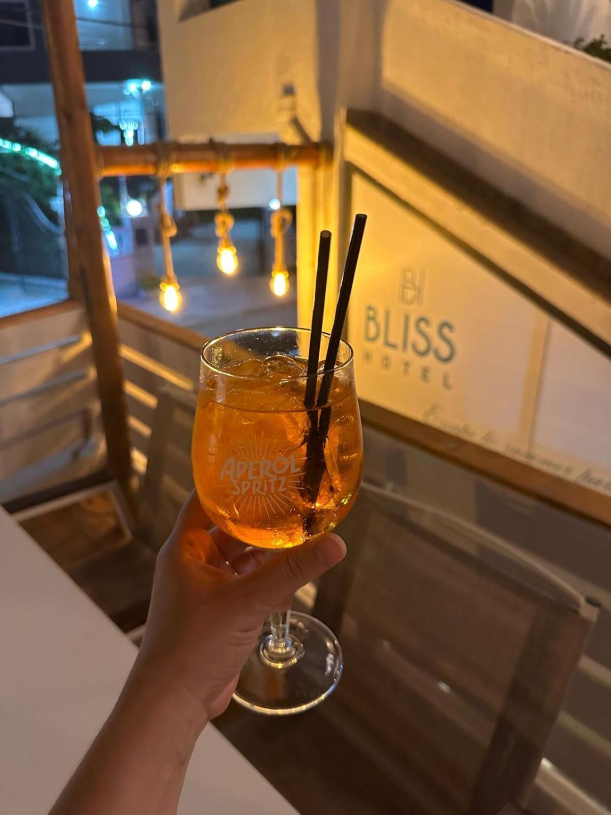 Bliss Hotel Εξαμίλιο Εξωτερικό φωτογραφία