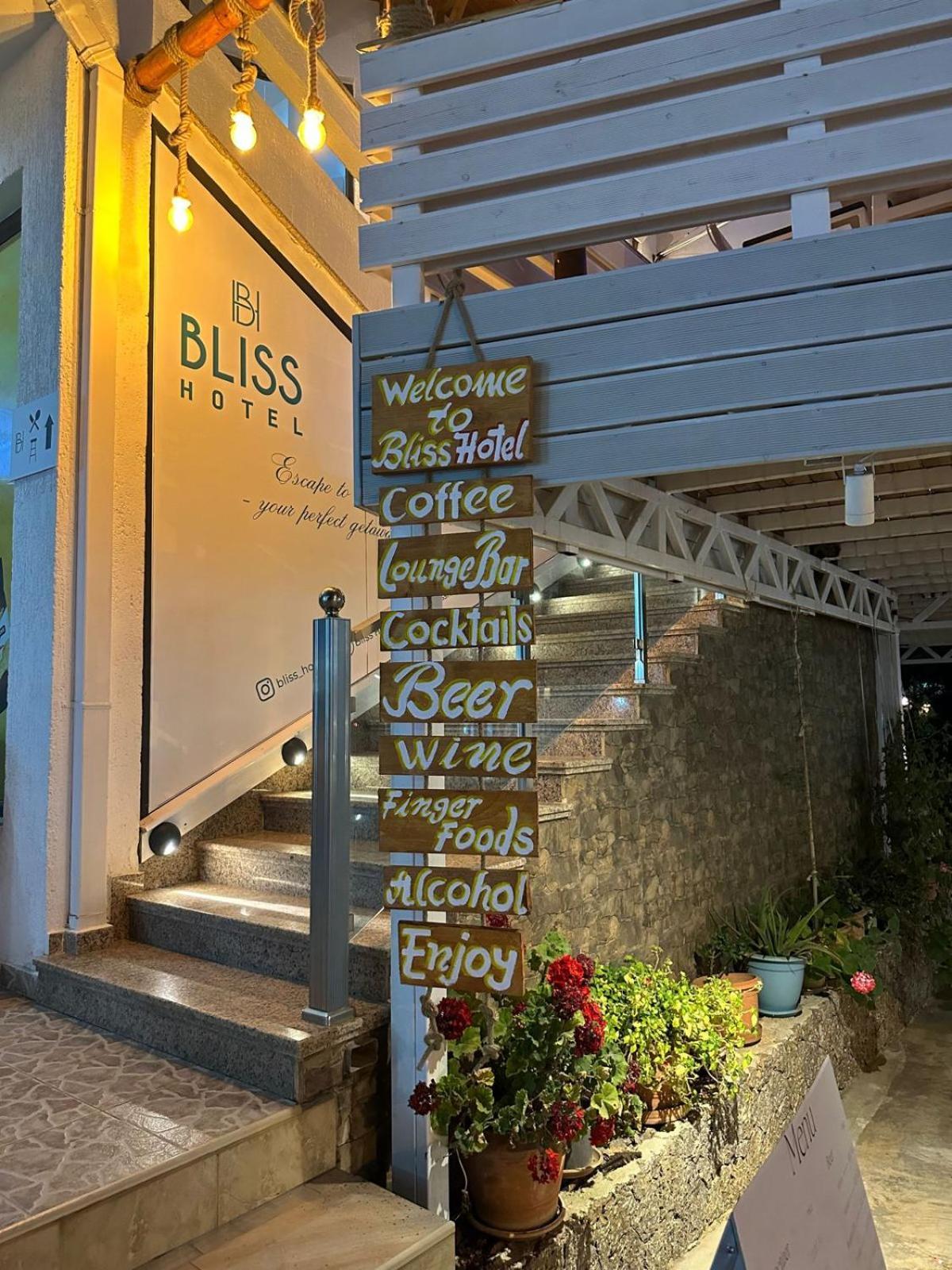 Bliss Hotel Εξαμίλιο Εξωτερικό φωτογραφία